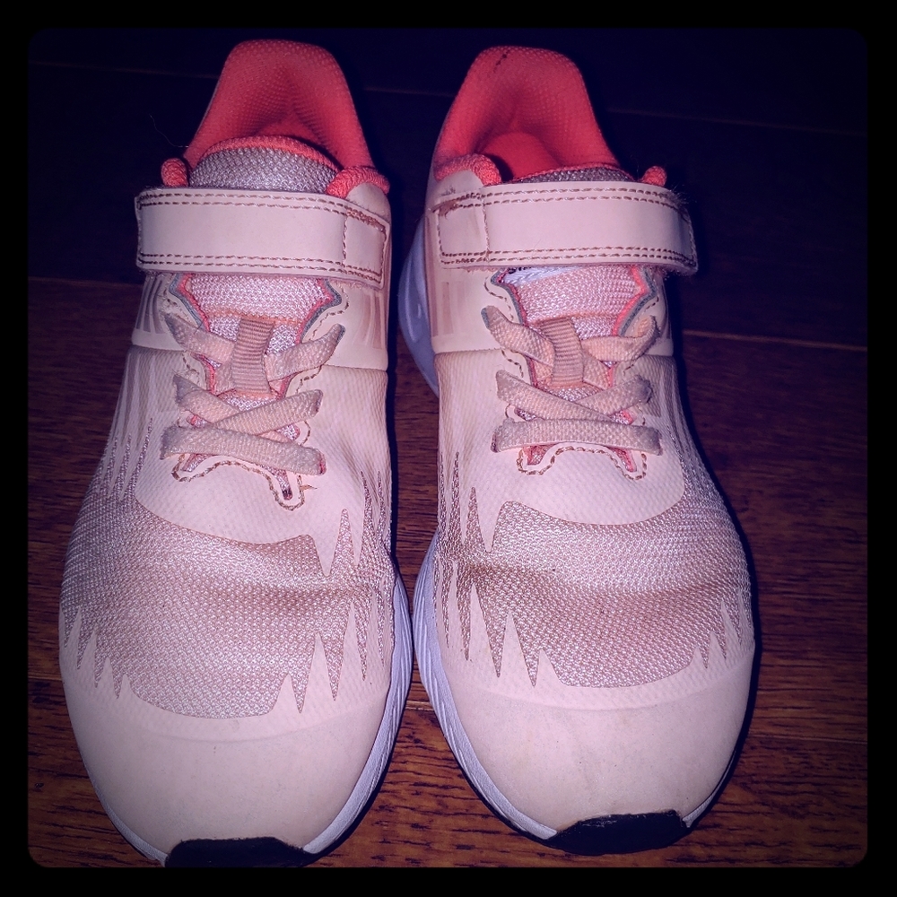 Girls Shoes